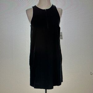 Lou & Grey Elegant Black Sleeveless Dress